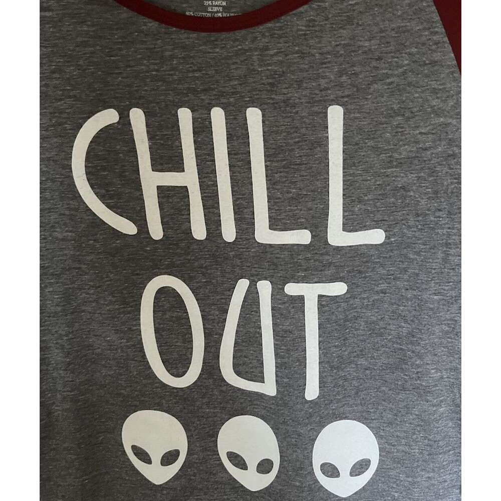 Gold Rush Women’s Graphic T-shirt Chill Out With Three Aliens Size S